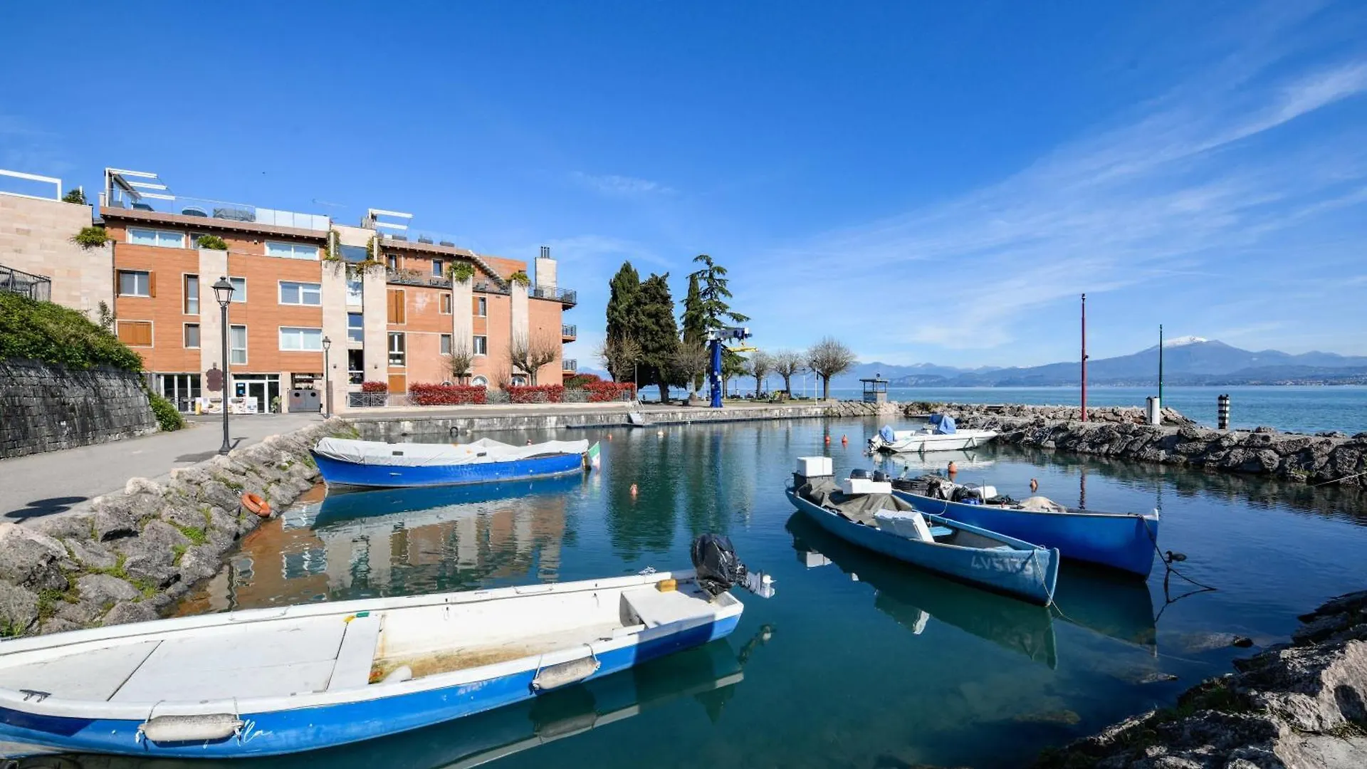 Appartamento Dolceriva - The Lakefront Suite Peschiera del Garda